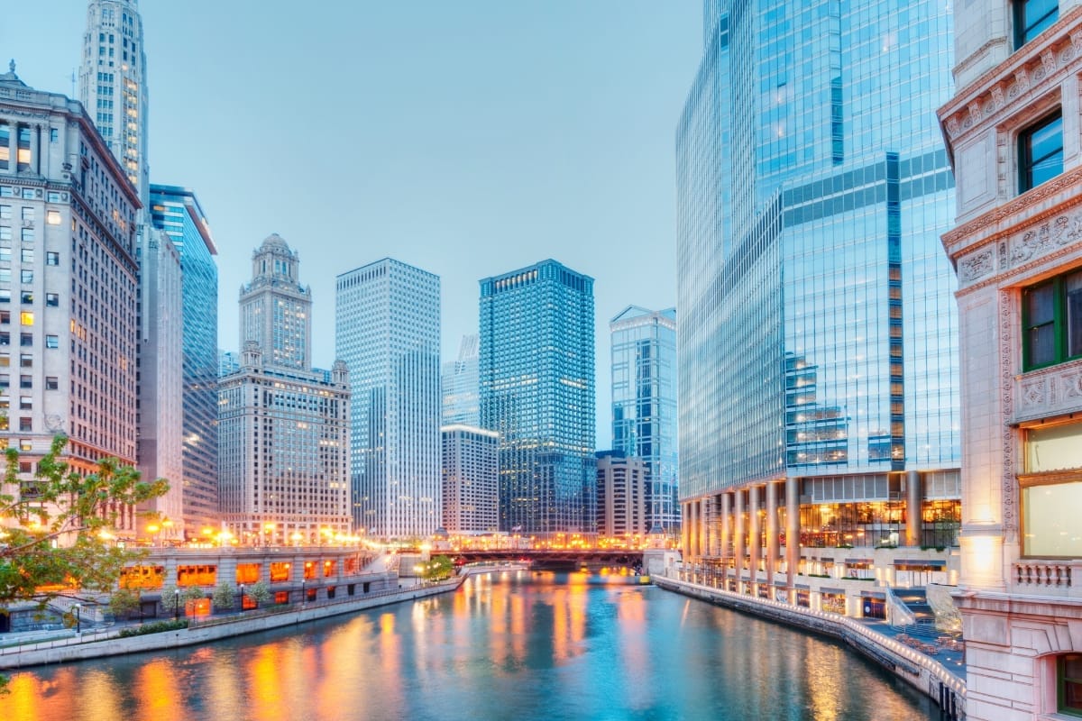 Scenic view of Chicago landmarks for an affordable 24-hour city tour