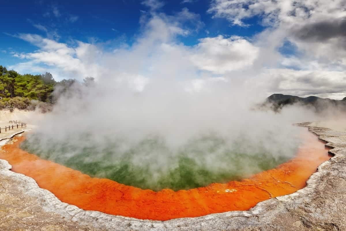 Champagne Pool