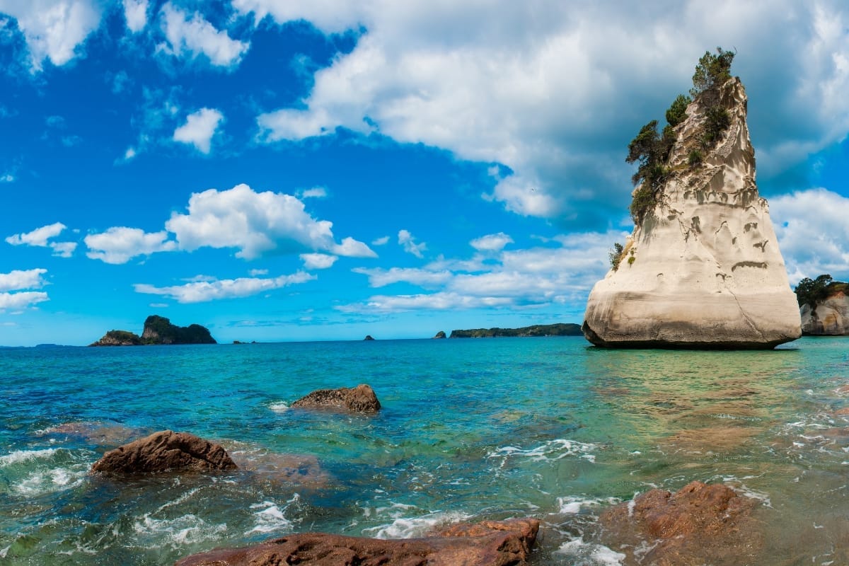 clear water in coromandel peninsula new zealand