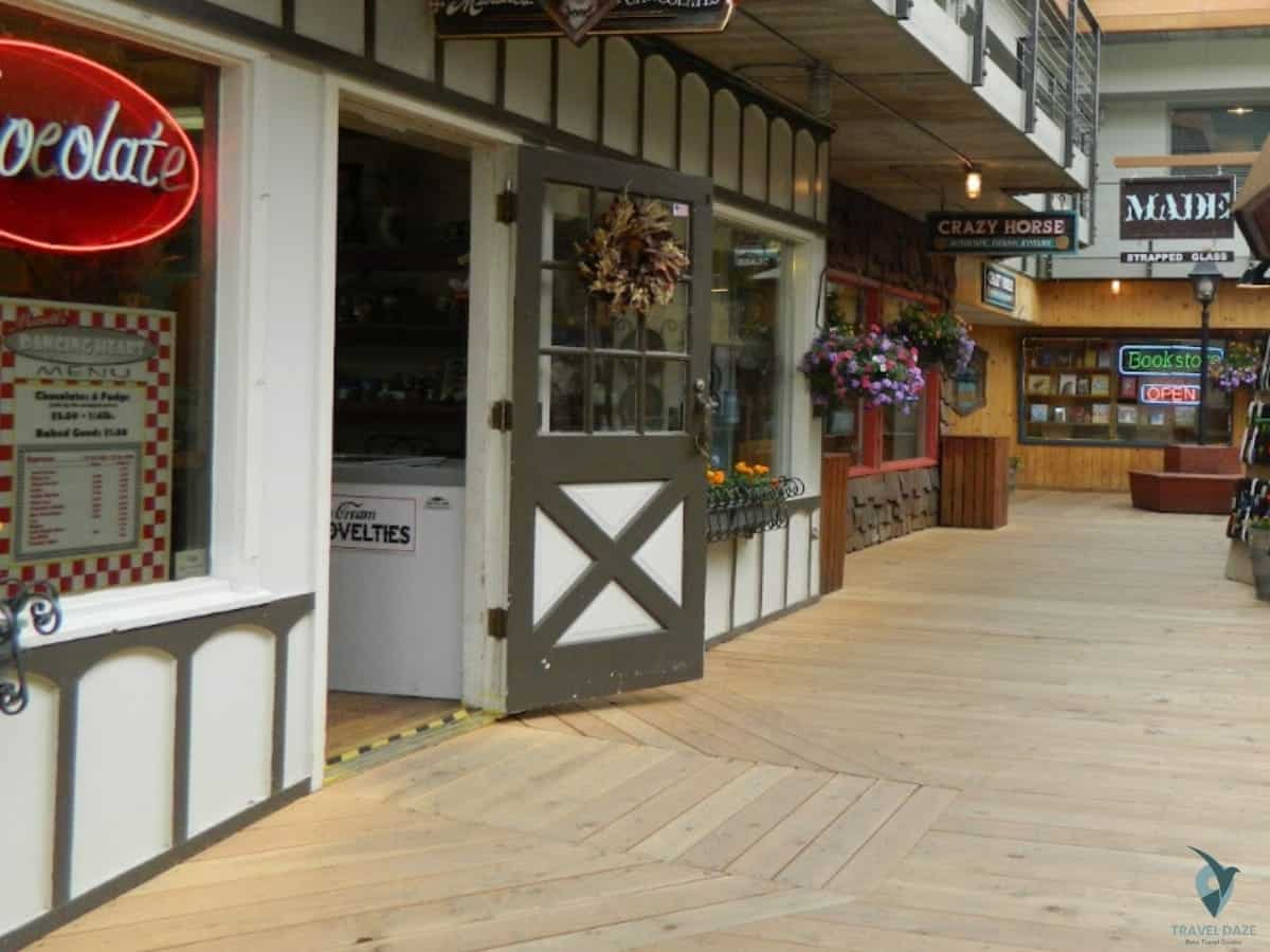 jackson hole wyoming shopping guide