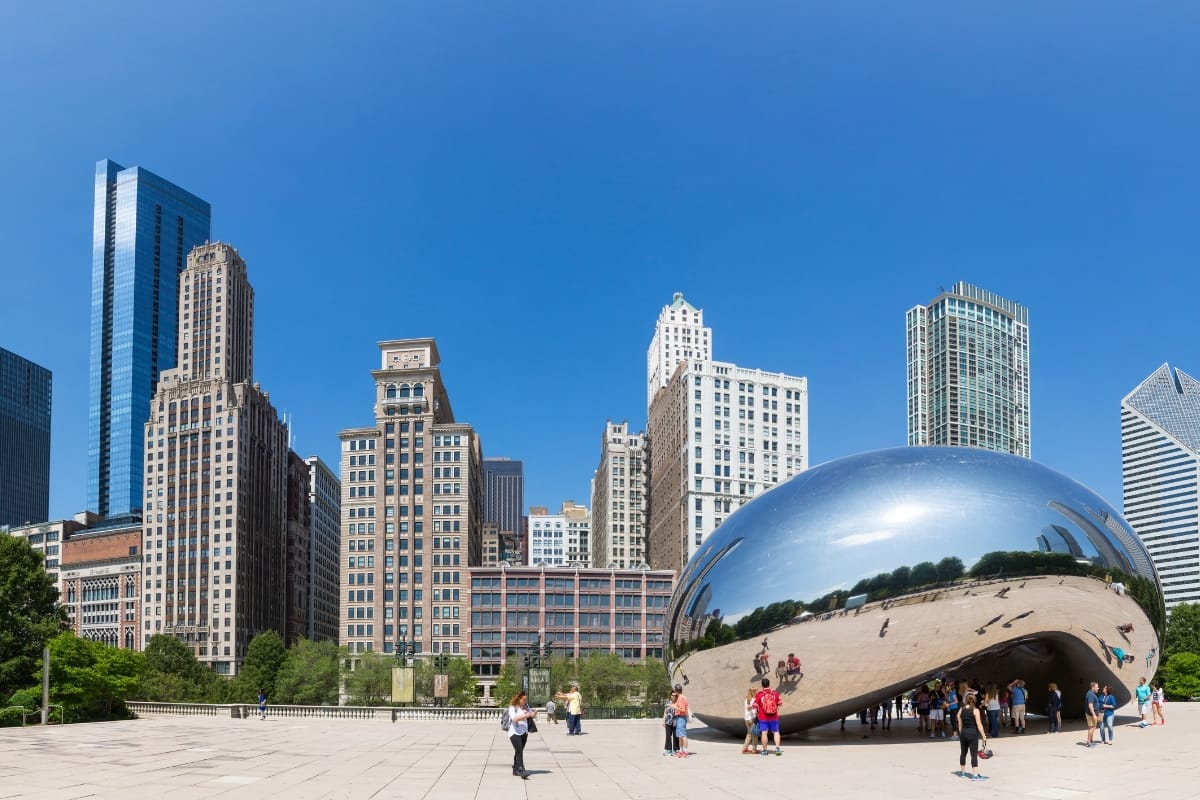 morning moment in Millennium Park in chicago