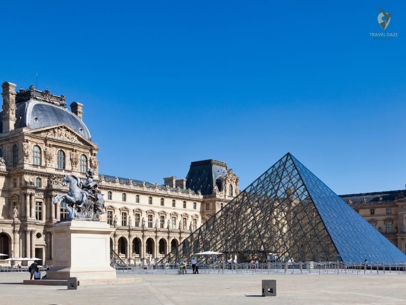 Louvre Museum