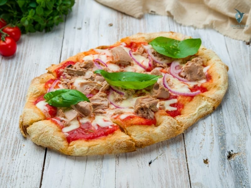 Street Food and Cozy Eateries in Rome