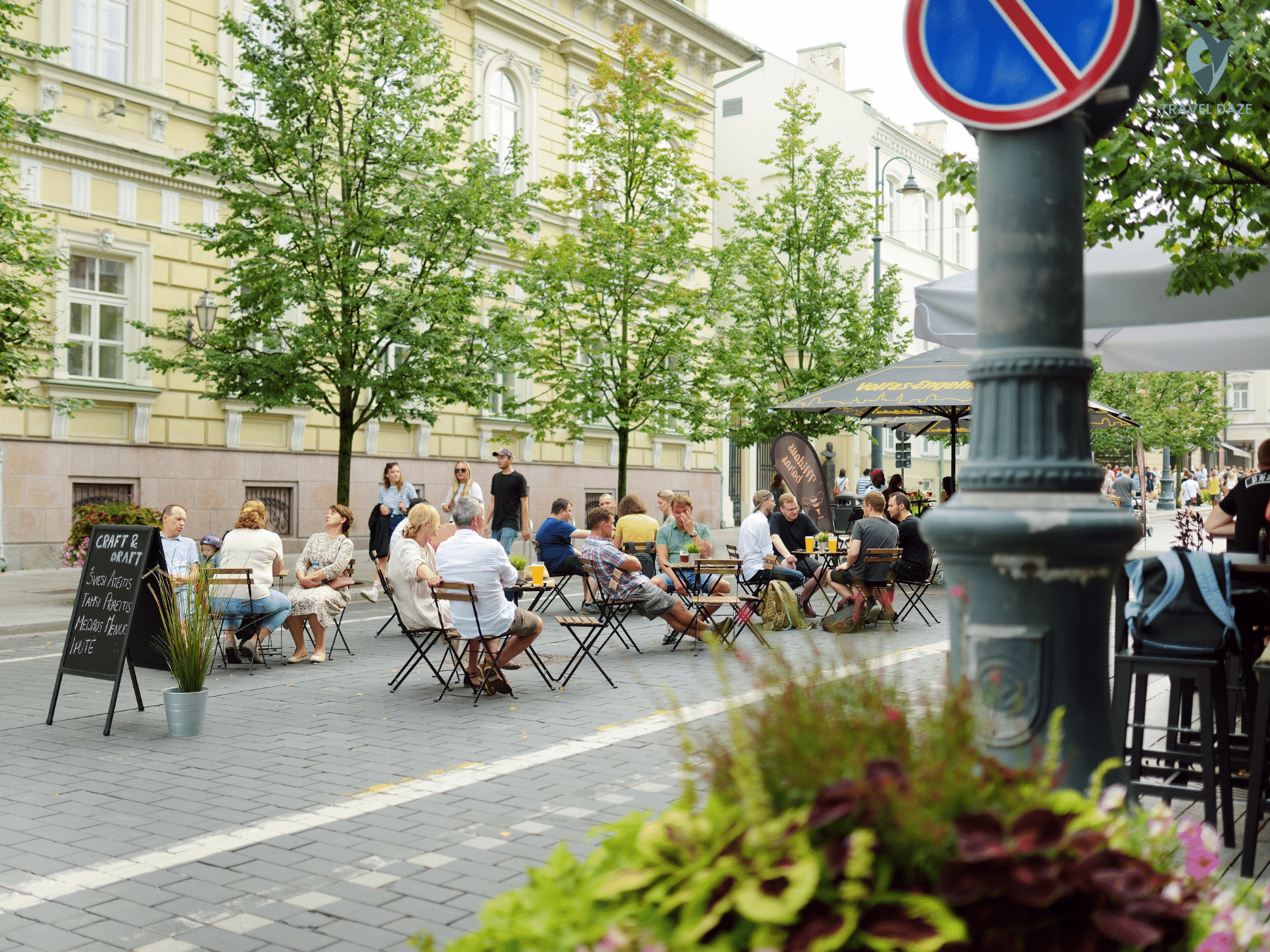 Trendy Cafes Perfect for Remote Work and Relaxation